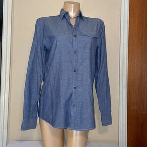 Tre Vero womens shirt Small long sleeve blue Chambray button down cotton